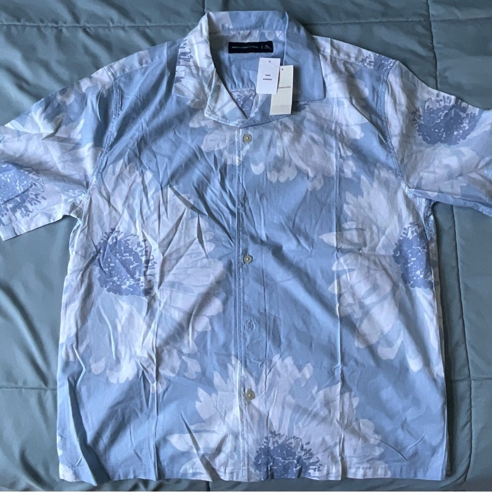 Abercrombie & Fitch Floral Blue Button-Up Shirt